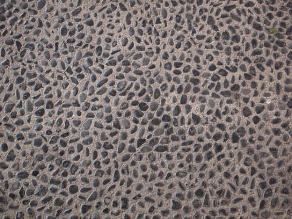 玄関アプローチの素材選びのポイント；洗い出し